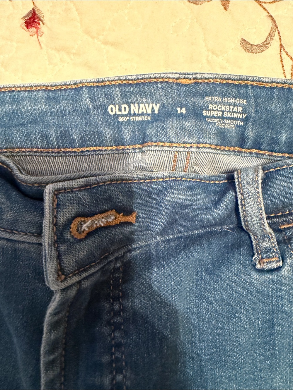 Old Navy RockStar Super Skinny Jeans in blue